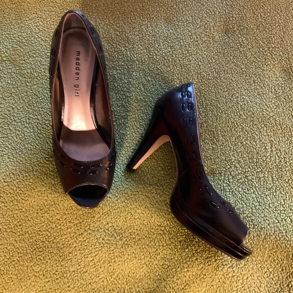 Madden Girl Black Peep Toe Pumps
